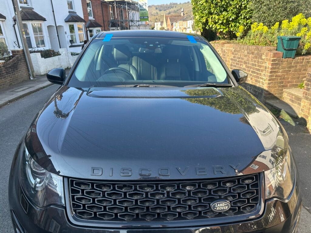 Discovery SUV with a windshield